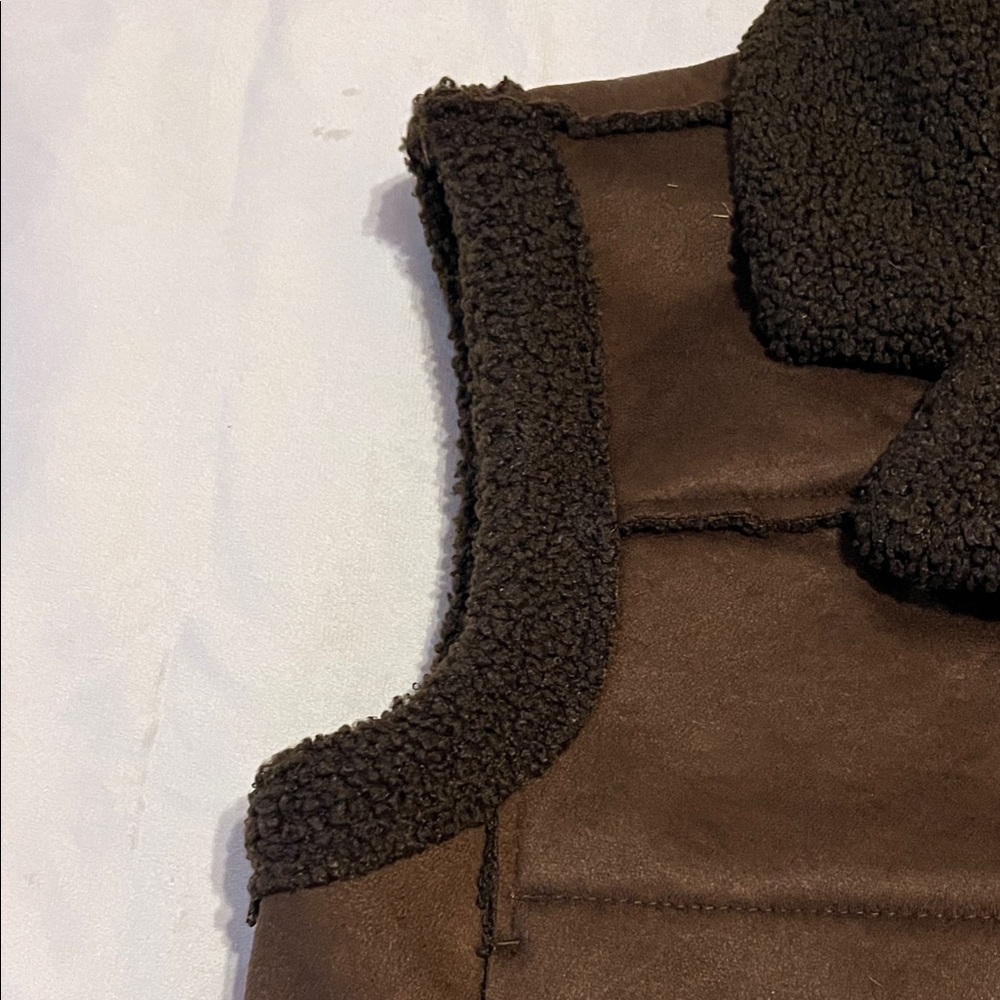 Industry faux leather faux fur Brown button up Vest - Picture 5 of 10
